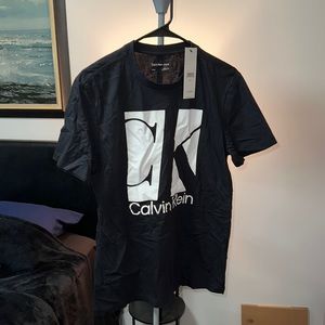 Calvin Klein T-Shirt